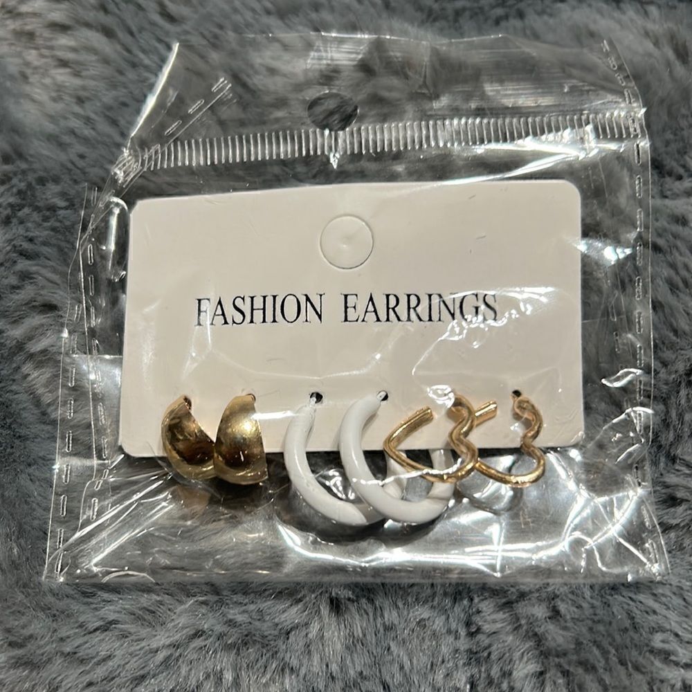 Hoop Earring Set - Picture 1 of 3
